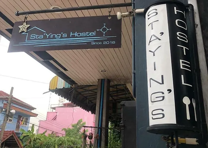 Staying 旅馆